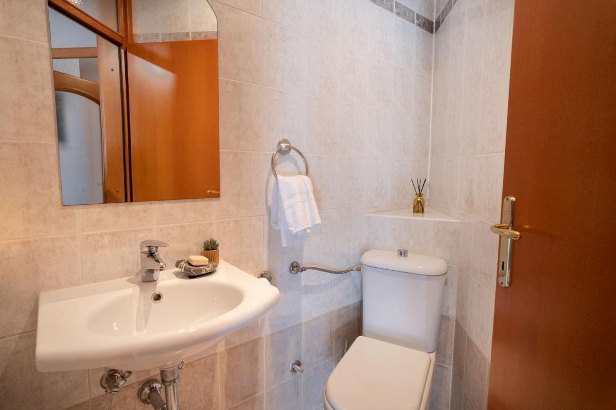 Apartment Ajdi Айдовшчіна Екстер'єр фото