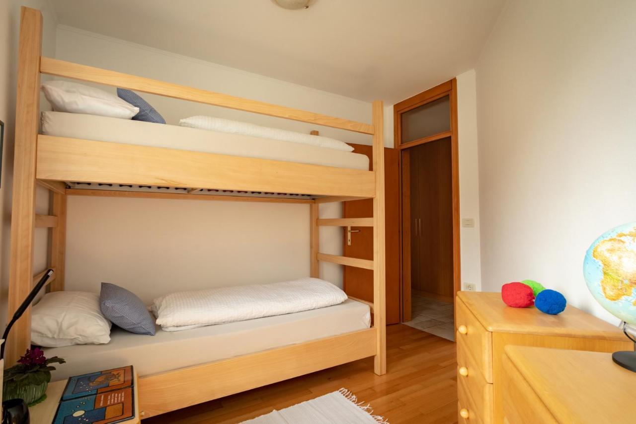 Apartment Ajdi Айдовшчіна Екстер'єр фото