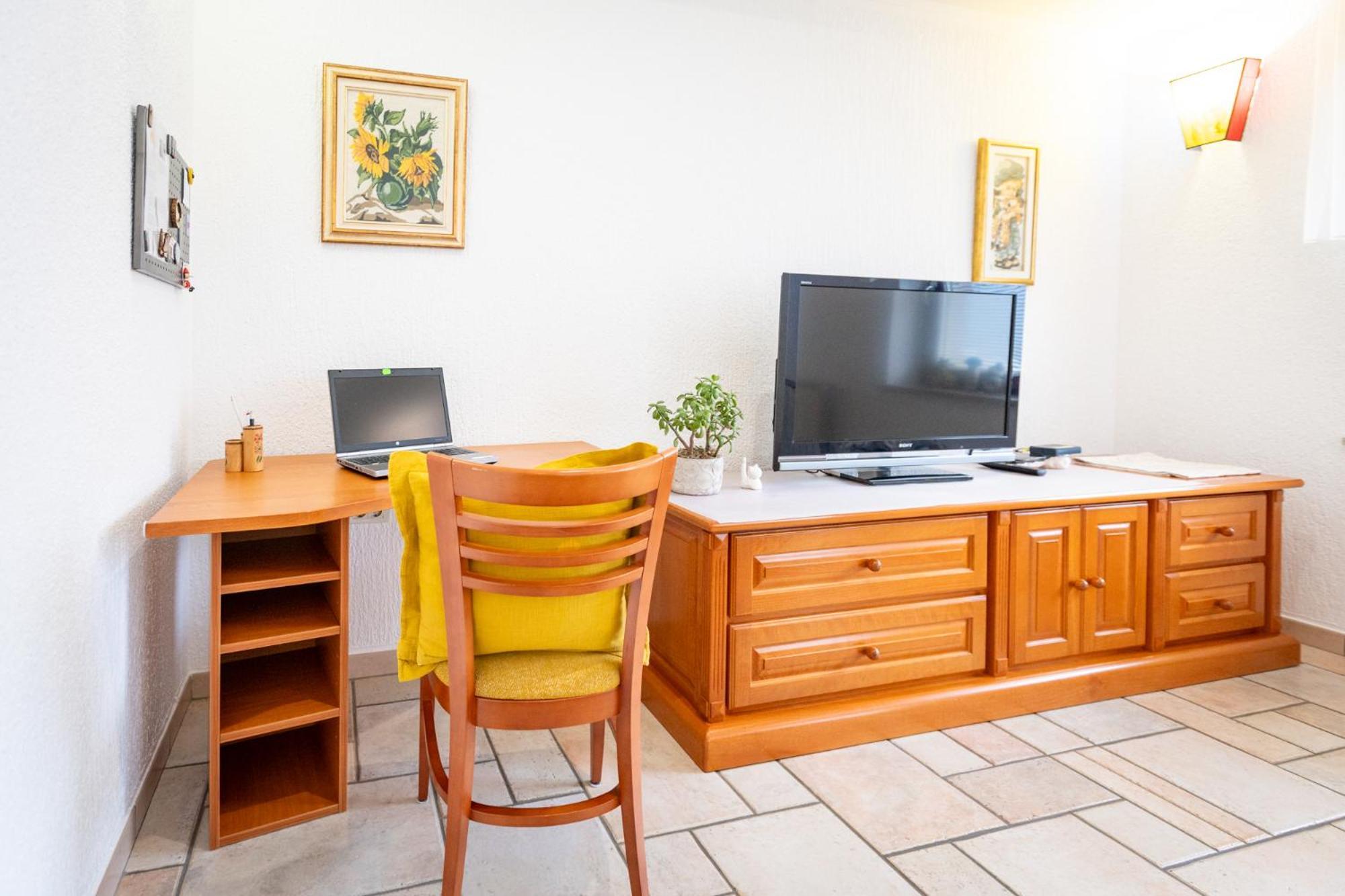 Apartment Ajdi Айдовшчіна Екстер'єр фото